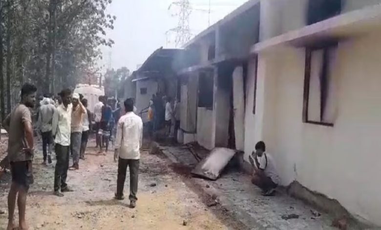 Explosion in Chamunda Barud Company in Nagpur district : नागपुरातील चामुंडा बारूद कंपनीत स्फोट झाला आहे. या घटनेत तिघांचा मृत्यू झाला आहे.