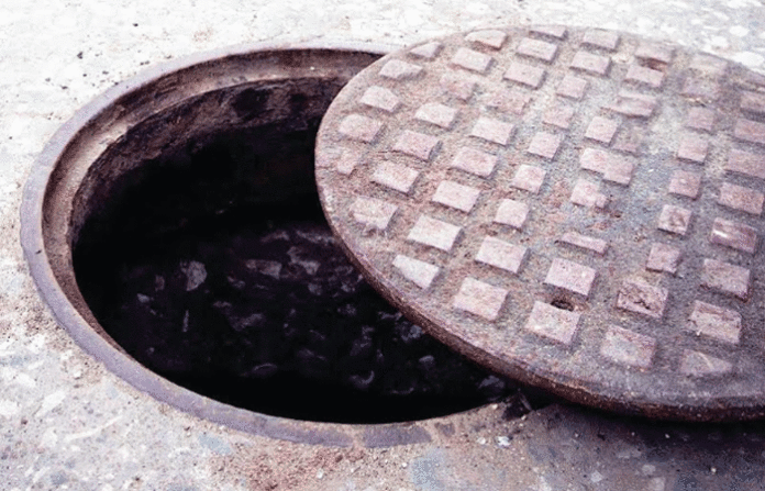 Mumbai Manhole