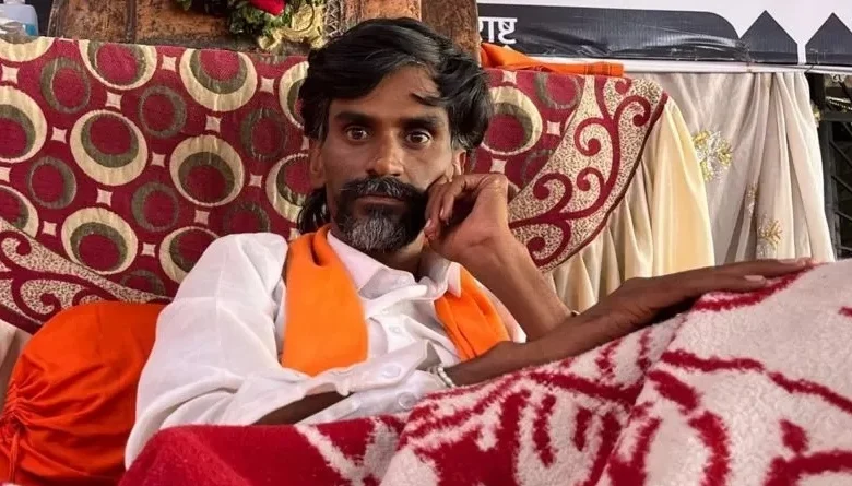 Maharashtra News, Jalna, Manoj Jaranges indefinite hunger strike will start from 12 midnight, मराठा आरक्षणाचा लढा! मध्यरात्री 12 पासून मनोज जरांगे यांचे बेमुदत उपोषण होणार सुरू, मराठा आरक्षणाचा लढा,