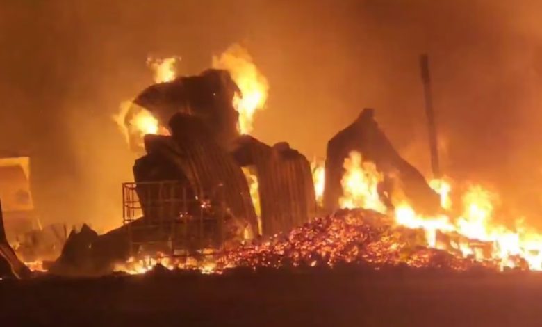 CHHATRAPATI SAMBHAJINAGAR FIRE News: Massive fire breaks out at Chhatrapati Sambhajinagar market, 20 shops gutted